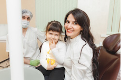 Почему важно посещать стоматолога не реже 1 раза в полугодие?